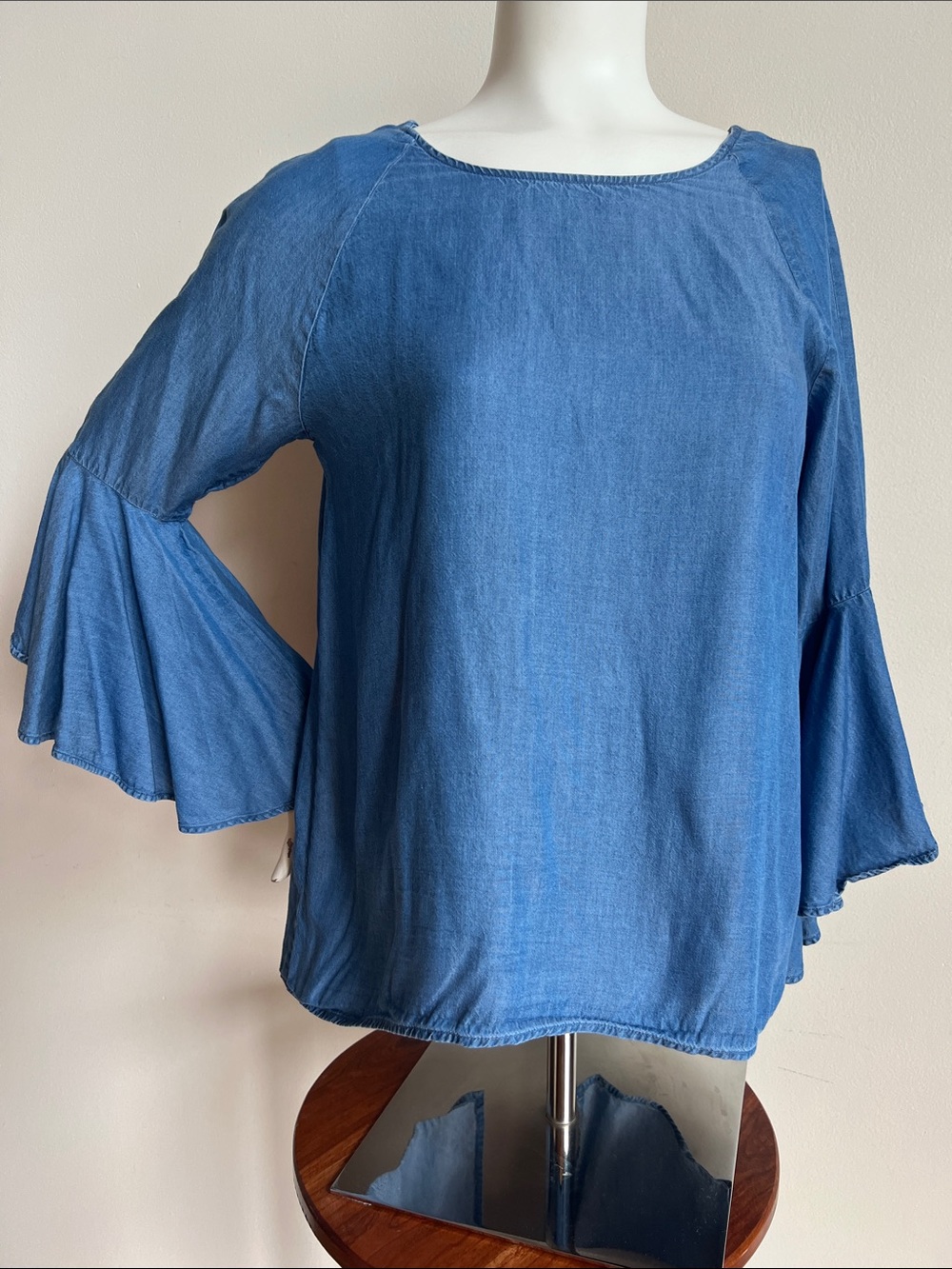 LC Lauren Conrad Blue Chambray Bell-Sleeve Blouse